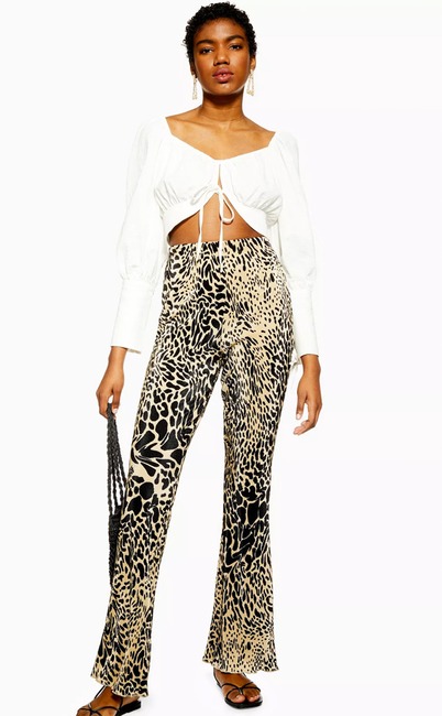 How Korean celebrities wear animal prints
